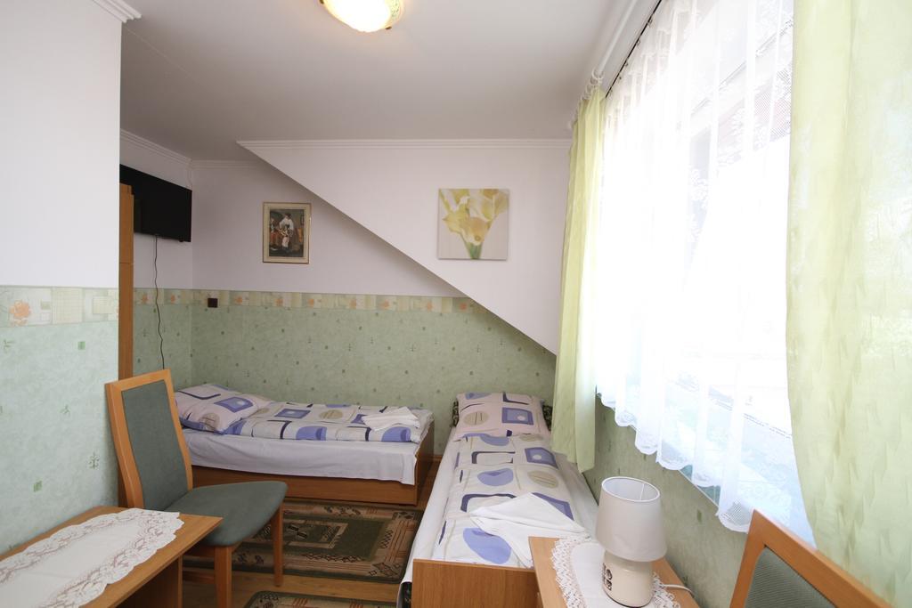 Karolinka Leba Appartement Buitenkant foto