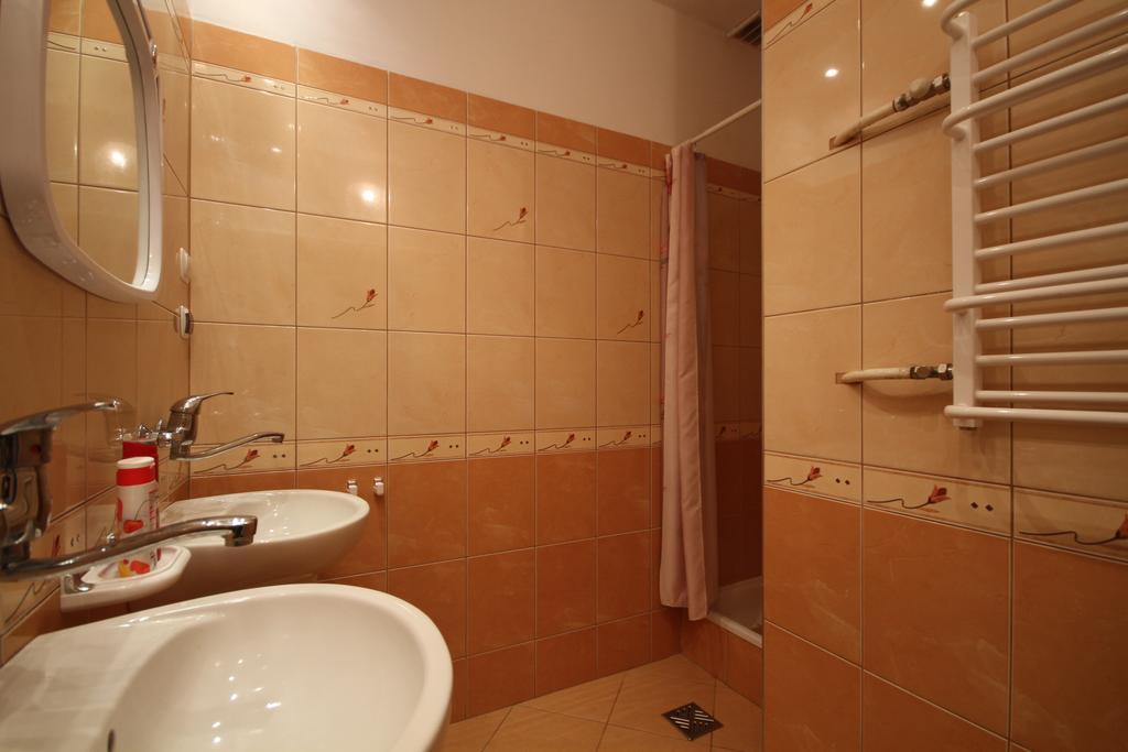 Karolinka Leba Appartement Buitenkant foto